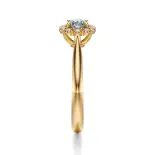 Pierścionek zaręczynowy złoty z diamentami